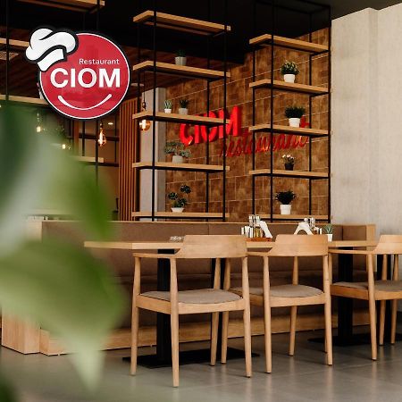 Ciom Apartment Matuzici Luaran gambar